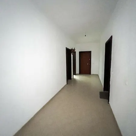2 Bedrooms 981 * ドゥラス