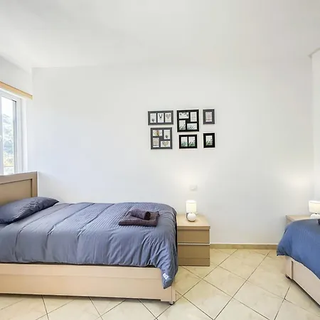 2 Bedrooms 981 アパート *