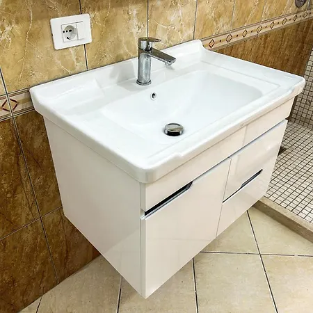 アパート 2 Bedrooms 981