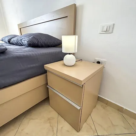 2 Bedrooms 981 アパート *