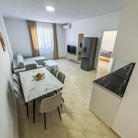 アパート 2 Bedrooms 981